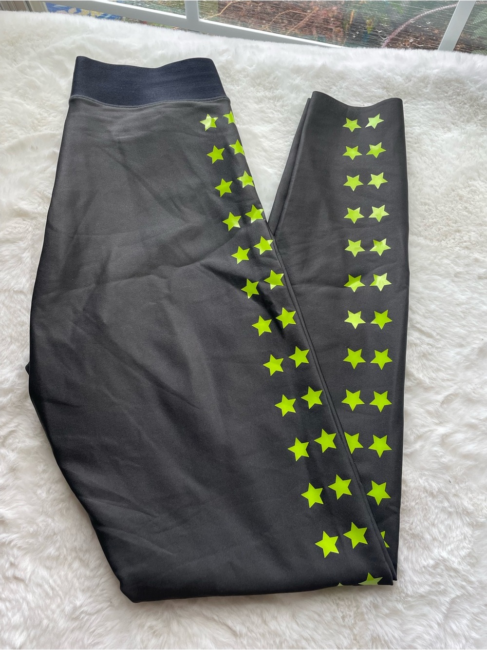 ultracor Green High-Waist Performance Leggings with Logo Tab